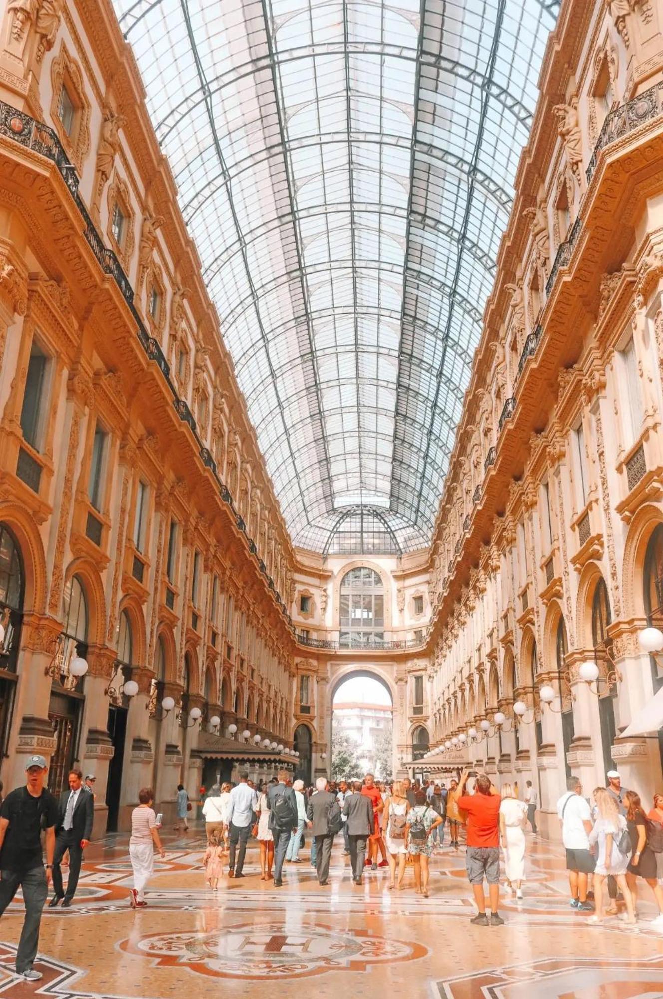 The Boutique Houses - Iconic Suite In Galleria Duomo With Private Parking ميلان المظهر الخارجي الصورة